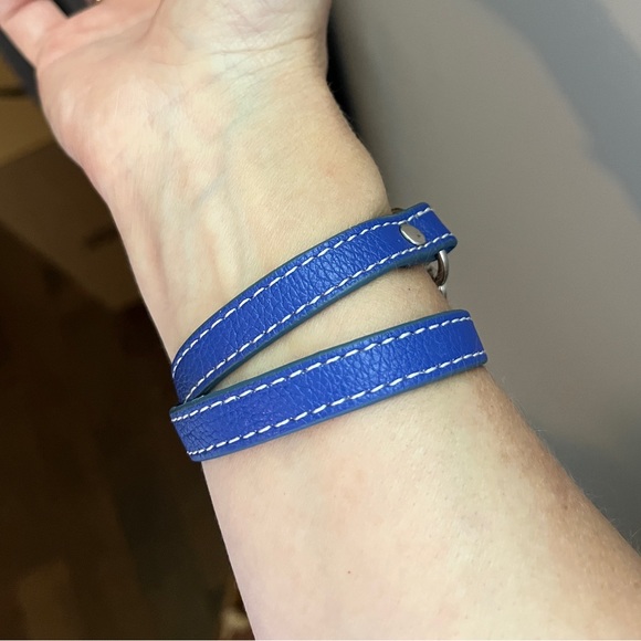 Blue Lia Sophia Bracelet - Picture 3 of 3